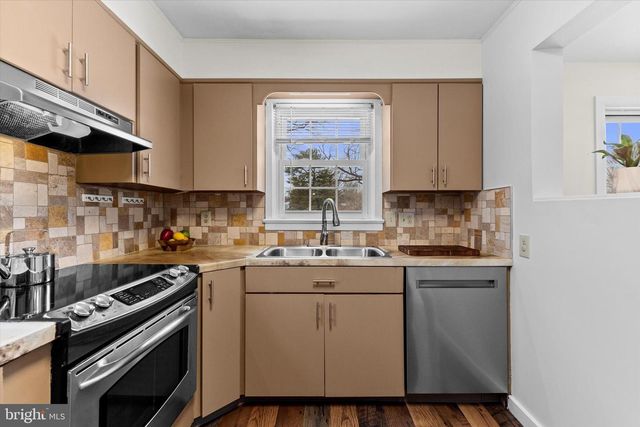 106 N LOCKWILLOW AVE, Harrisburg, PA 17112