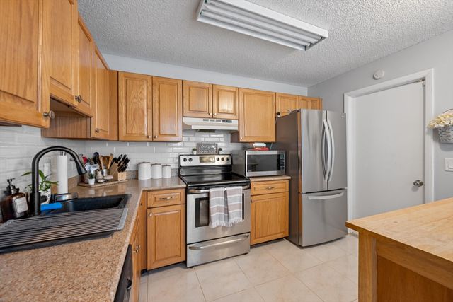 3809 Island Club Circle E, Lake Worth, FL 33462