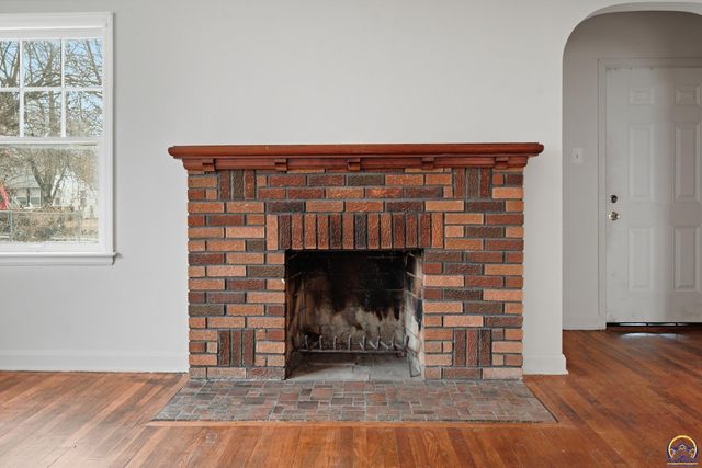 2638 SE Virginia AVE, Topeka, KS 66605