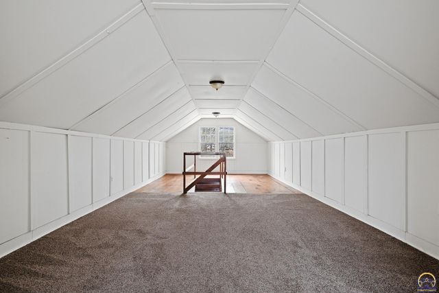 2638 SE Virginia AVE, Topeka, KS 66605