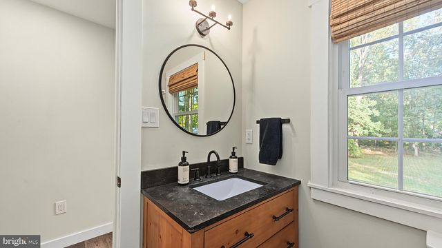 1046 CEDAR AVE, Williamstown, NJ 08094