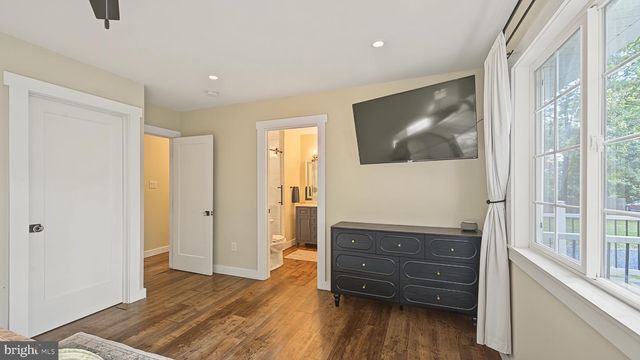 1046 CEDAR AVE, Williamstown, NJ 08094