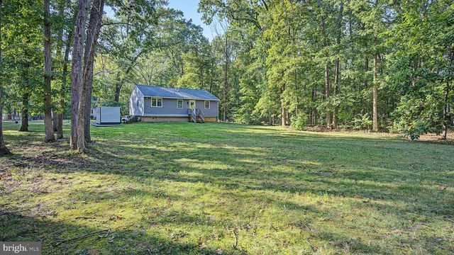 1046 CEDAR AVE, Williamstown, NJ 08094