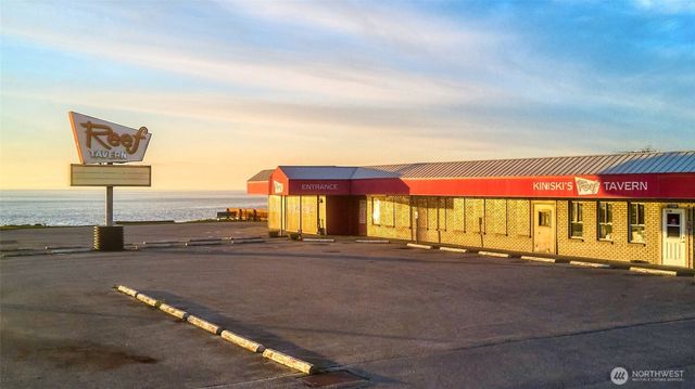 1334 Gulf Road, Point Roberts, WA 98281