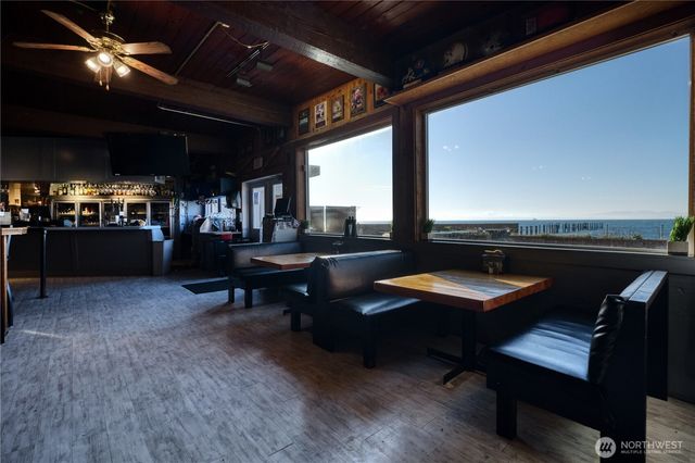 1334 Gulf Road, Point Roberts, WA 98281