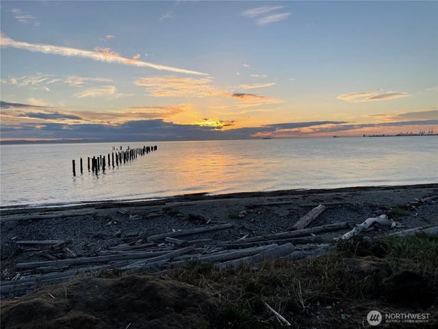 1334 Gulf Road, Point Roberts, WA 98281