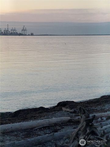 1334 Gulf Road, Point Roberts, WA 98281