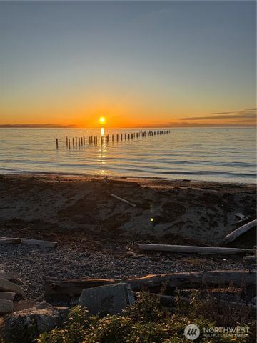 1334 Gulf Road, Point Roberts, WA 98281