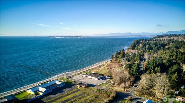 1334 Gulf Road, Point Roberts, WA 98281