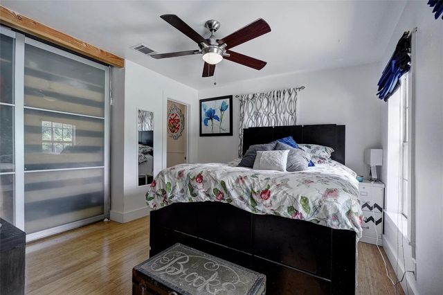 506 W Saint Johns Ave, Austin, TX 78752