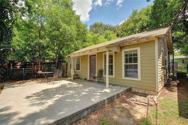 506 W Saint Johns Ave, Austin, TX 78752