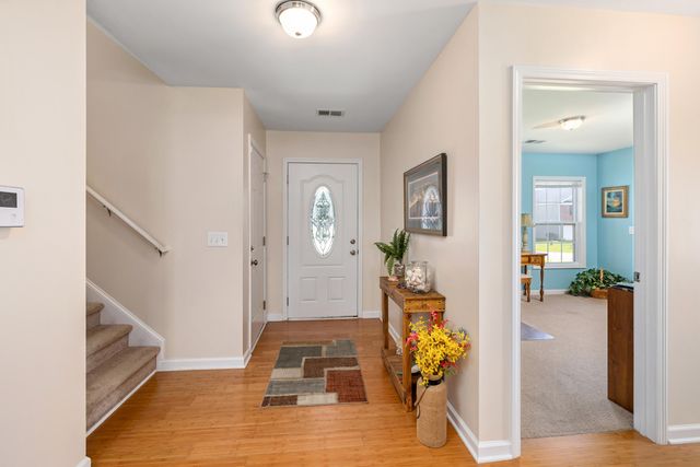 925 Farnsworth Drive, Hopkins, SC 29061