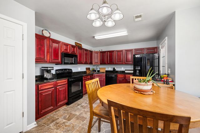 925 Farnsworth Drive, Hopkins, SC 29061