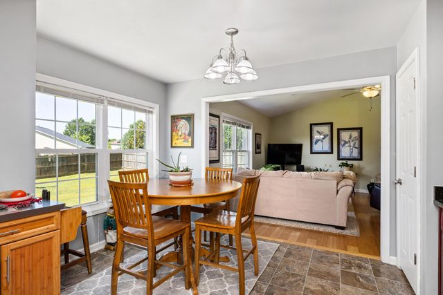 925 Farnsworth Drive, Hopkins, SC 29061