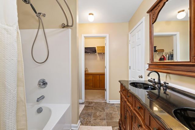 925 Farnsworth Drive, Hopkins, SC 29061