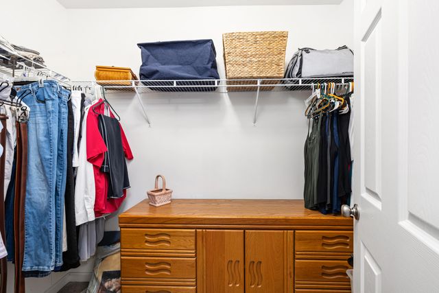 925 Farnsworth Drive, Hopkins, SC 29061