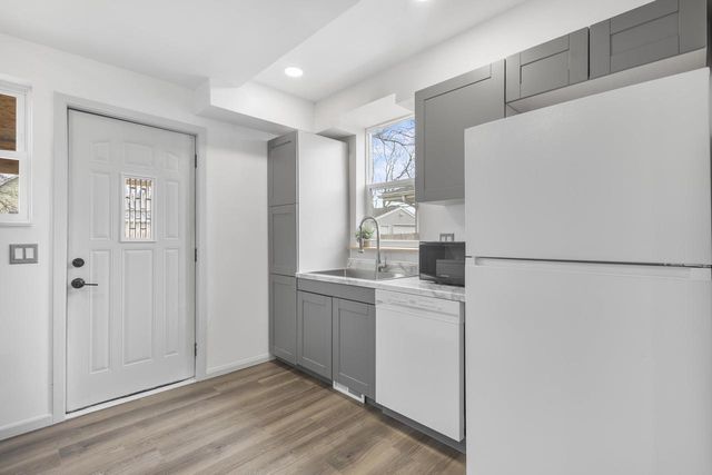 1317 Everett Street, Madison, WI 53704