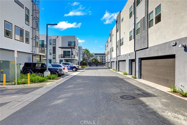365 Placemark, Irvine, CA 92614