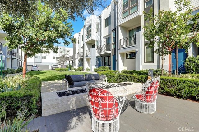 365 Placemark, Irvine, CA 92614