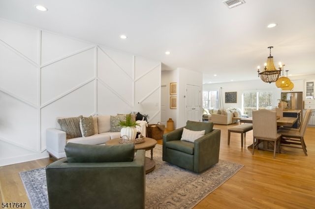 9 Apache Trail, Rockaway Twp., NJ 07866