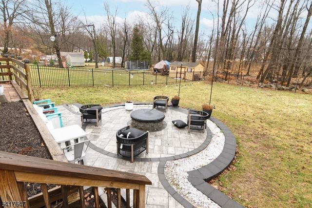 9 Apache Trail, Rockaway Twp., NJ 07866