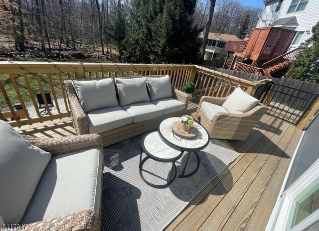 9 Apache Trail, Rockaway Twp., NJ 07866