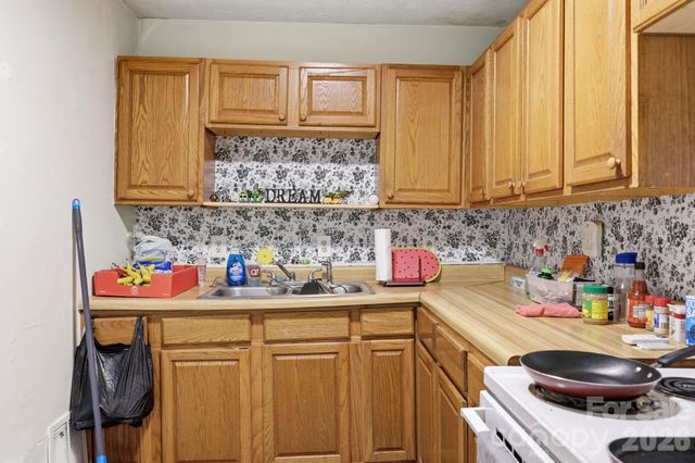 104 Jody Street, East Flat Rock, NC 28726