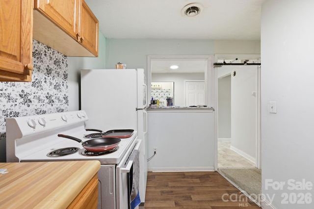 104 Jody Street, East Flat Rock, NC 28726