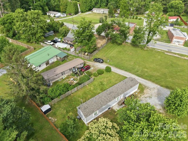104 Jody Street, East Flat Rock, NC 28726