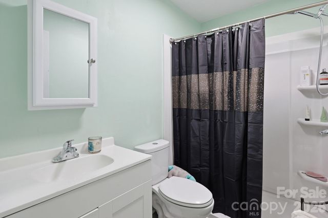 104 Jody Street, East Flat Rock, NC 28726