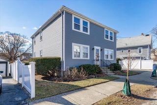 9 Mague Street 2, Newton, MA 02465