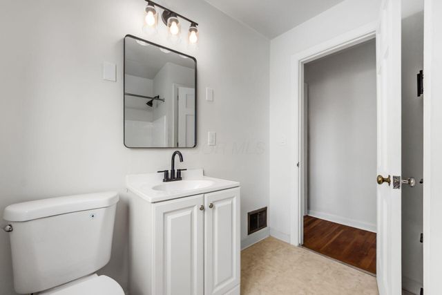 227 S Sylvan Avenue, Columbus, OH 43204