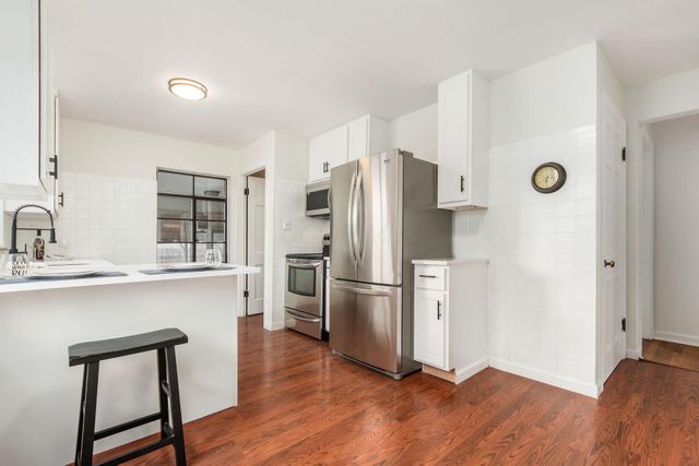 227 S Sylvan Avenue, Columbus, OH 43204