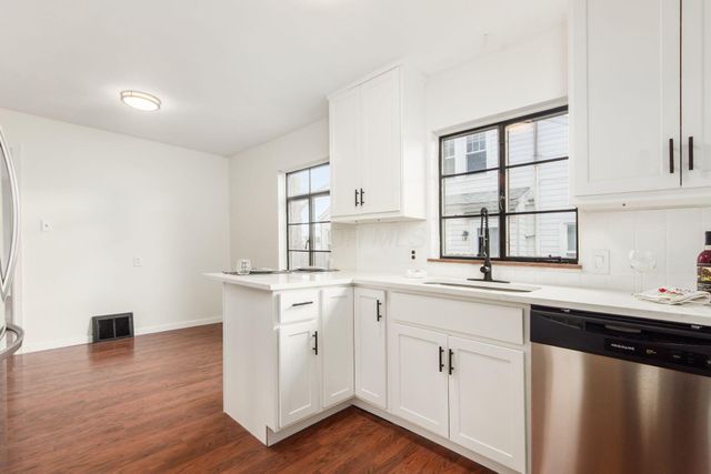 227 S Sylvan Avenue, Columbus, OH 43204