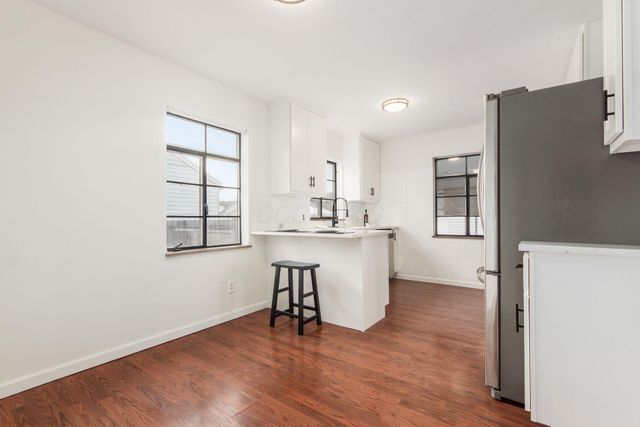 227 S Sylvan Avenue, Columbus, OH 43204