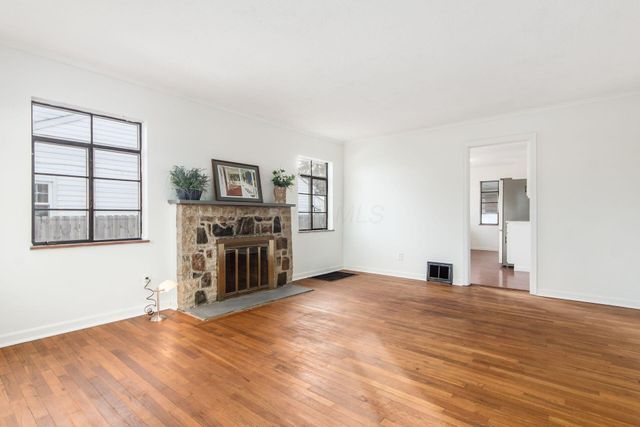 227 S Sylvan Avenue, Columbus, OH 43204