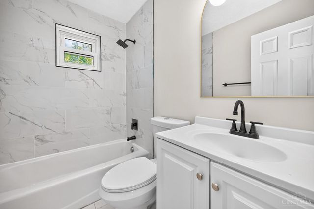 1645 Mandarin Court, Forest Park, OH 45240