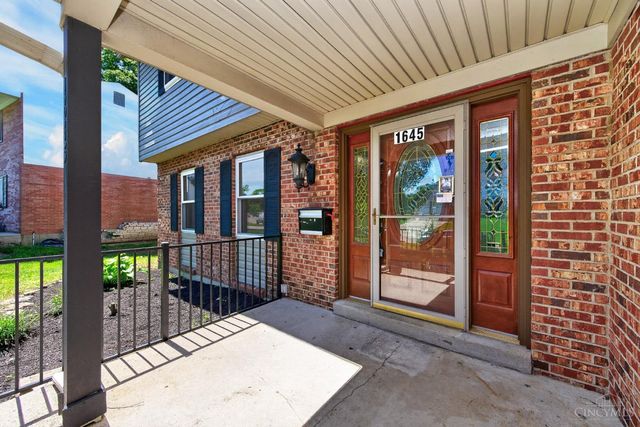 1645 Mandarin Court, Forest Park, OH 45240