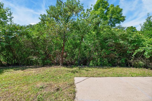 1645 Mandarin Court, Forest Park, OH 45240