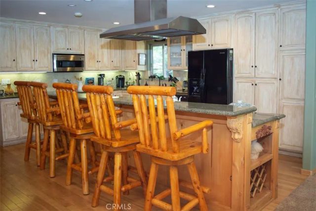 1100 Johnny Way, Big Bear City, CA 92314