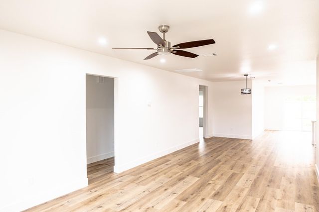 3505 Ursuline Street, Galveston, TX 77550