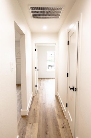 3505 Ursuline Street, Galveston, TX 77550