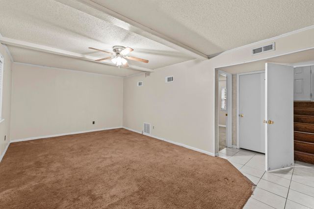 2 Ridgewell Ct, Sherwood, AR 72120