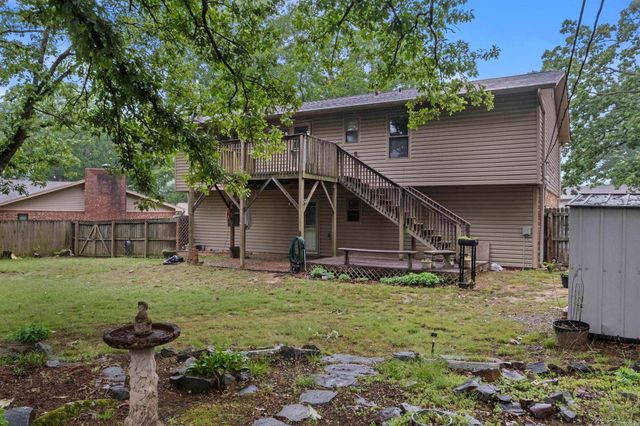 2 Ridgewell Ct, Sherwood, AR 72120