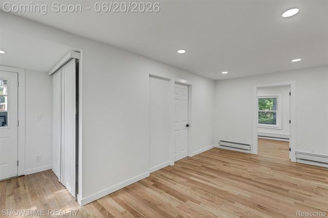 14854 10 Mile Road, Warren, MI 48089