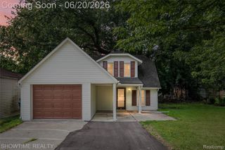 14854 10 Mile Road, Warren, MI 48089