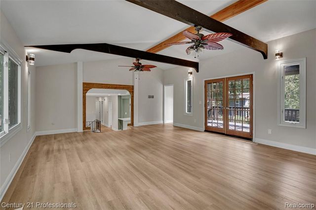 3099 Chenoa Street, Commerce Twp, MI 48382