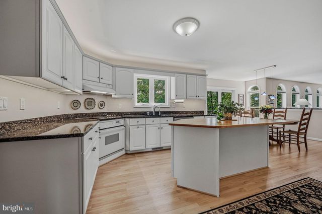 150 RAMUNNO CIR, Hockessin, DE 19707
