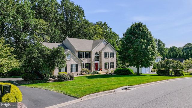 150 RAMUNNO CIR, Hockessin, DE 19707