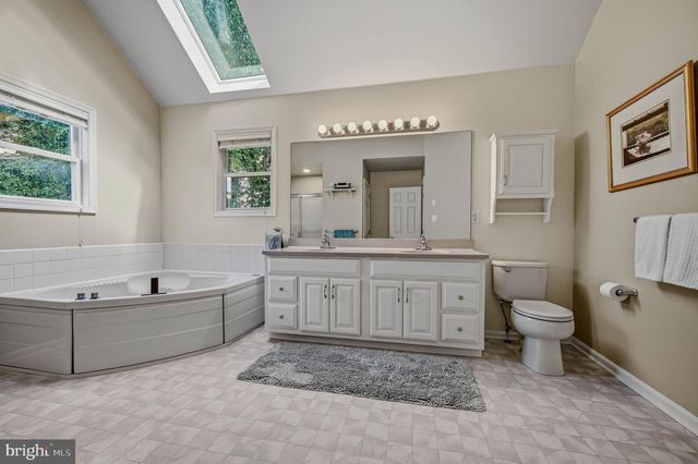 150 RAMUNNO CIR, Hockessin, DE 19707